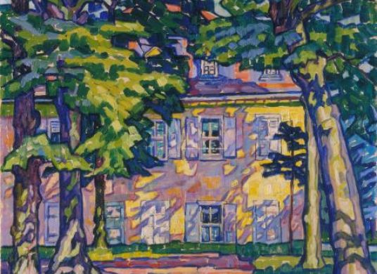 Buntes Gemälde eines gelben Hauses mit Bäumen davor